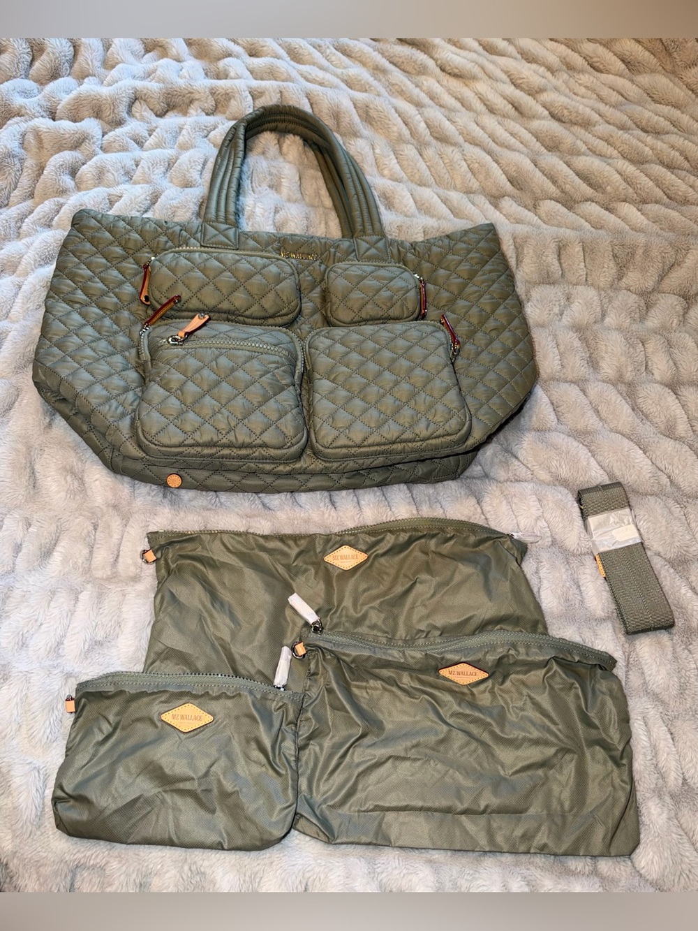 EUC MZ Wallace Agave Metro Large Travel Tote